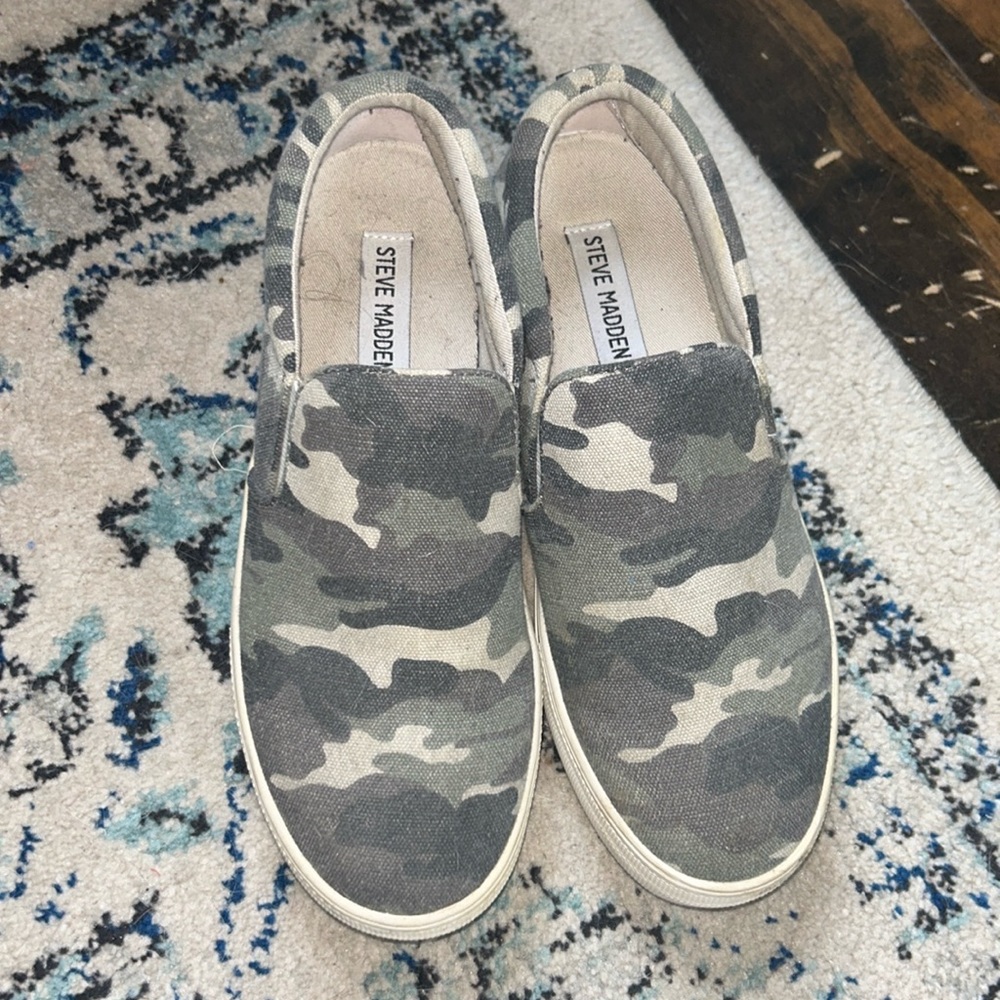 Steve Madden shoes